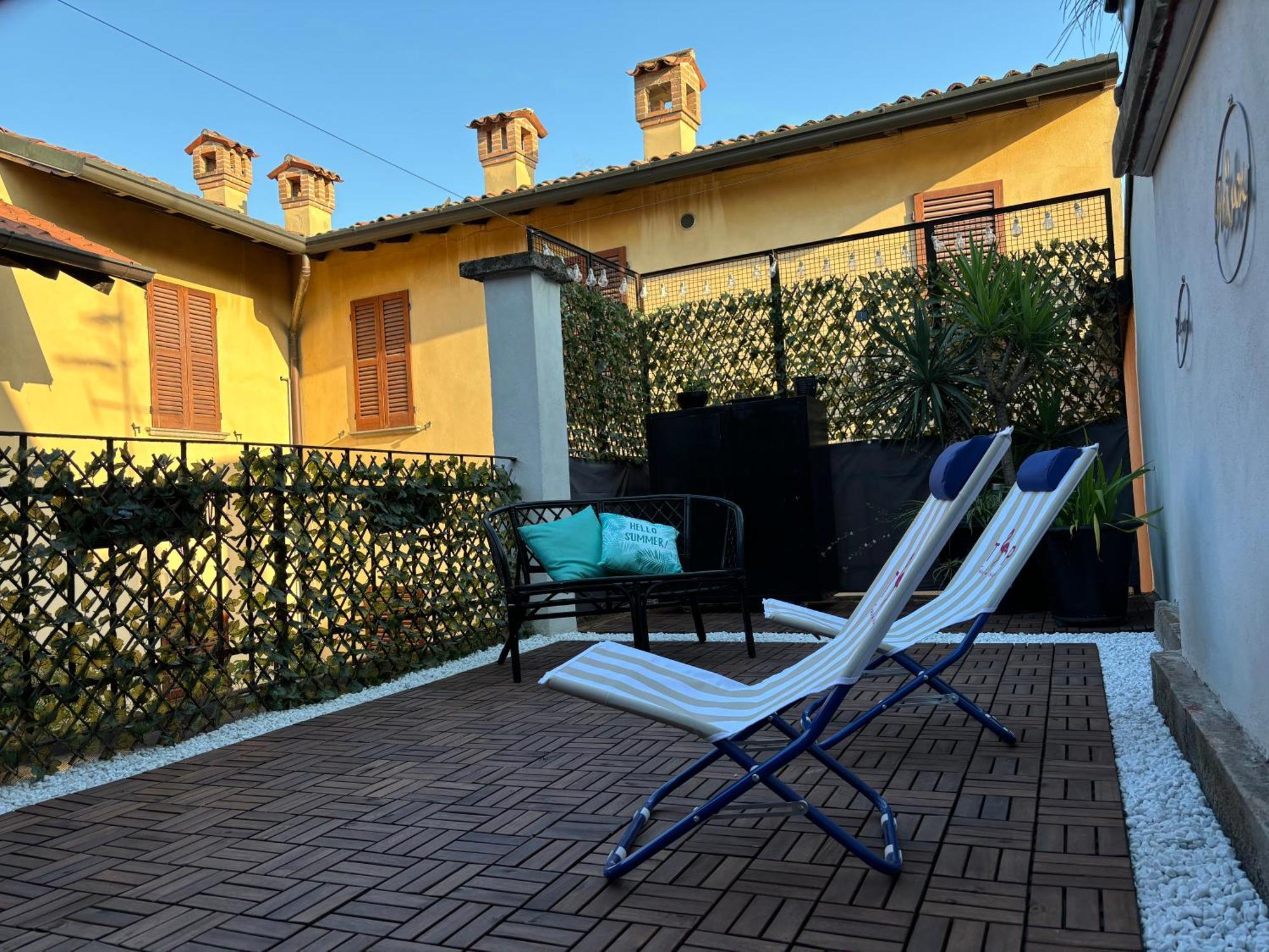 La Terrazza In Centro Apartment Treviglio Luaran gambar